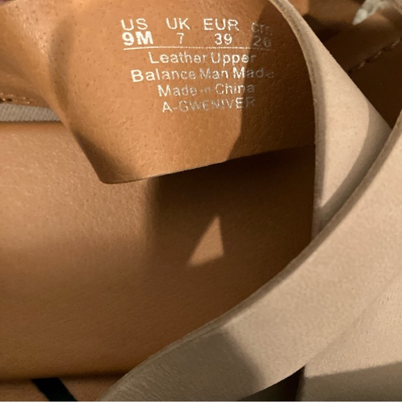 Franco Sarto “A-Gweniver” Beige Sandal size 9 - Picture 5 of 6